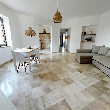 Semesterbostad Corallo